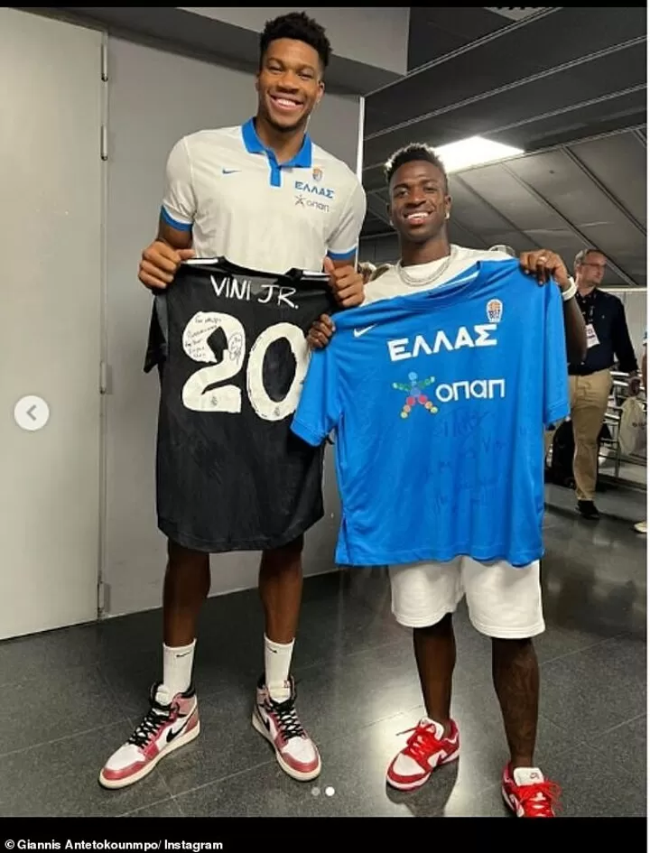 Bucks hero Giannis Antetokounmpo and poses for photos with superstar  Brazilian Vinicius Jr| All Football