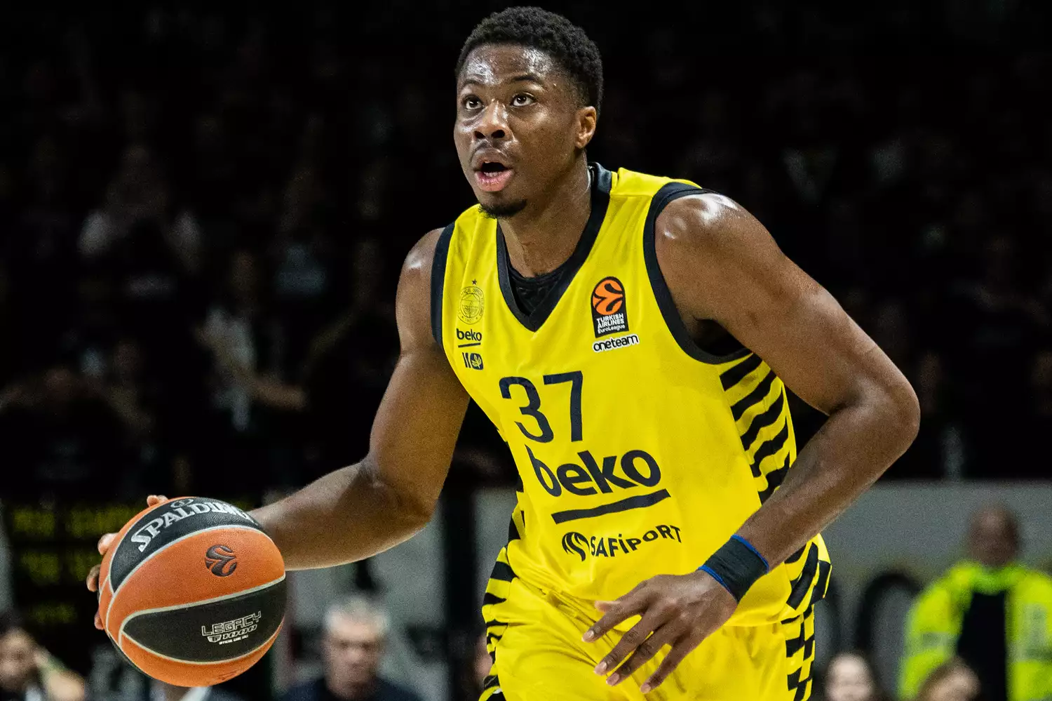 Kostas Antetokounmpo #37 of Fenerbahce Beko Istanbul in action during the 2022-23 Turkish Airlines EuroLeague Regular Season Round 16 game between Virtus Segafredo Bologna and Fenerbahce Beko Istanbul at Virtus Segafredo Arena on December 30, 2022 in Bologna, Italy.