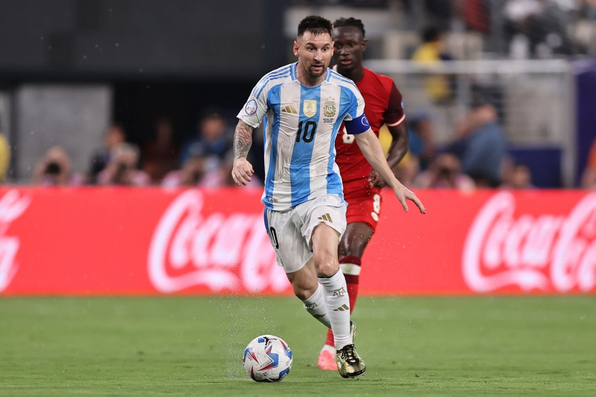 Copa America 2024: Messi ghi bàn đầu tiên, đội tuyển Argentina vào chung kết