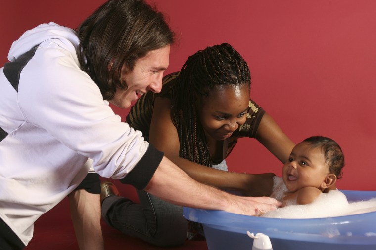 Photo surfaces of Lionel Messi with Lamine Yamal as a baby