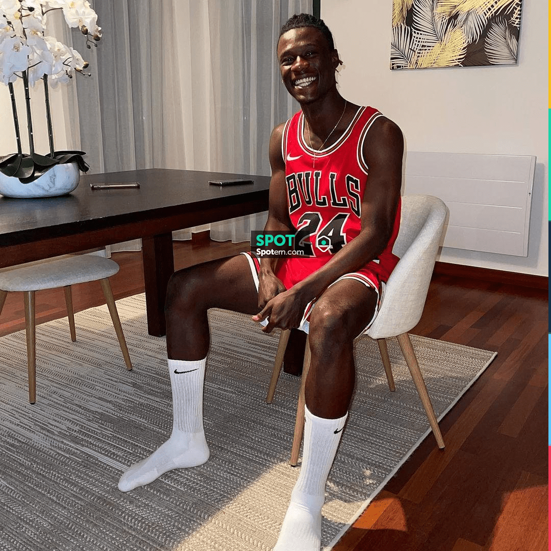 The Nike jersey of the Chicago Bulls worn by Eduardo Camavinga on his  account Instagram @camavinga | Spotern