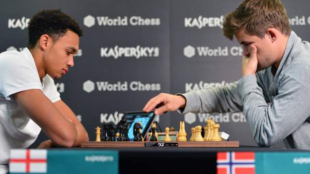 Trent Alexander-Arnold outwitted by chess grandmaster in five minutes - BBC Sport