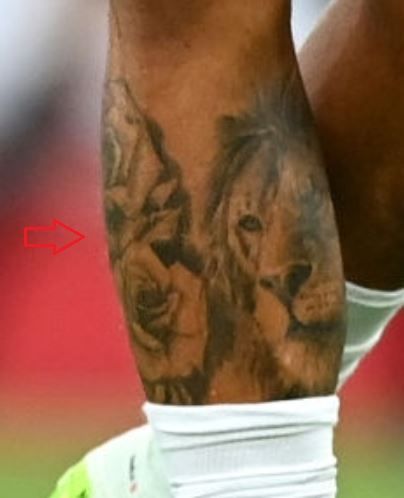 Roberto Firmino roses tattoo