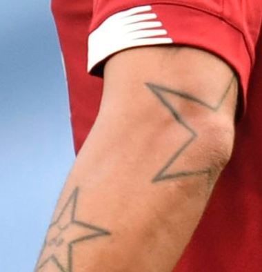 Roberto Firmino stars tattoo