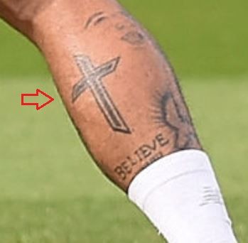 Roberto Firmino cross tattoo