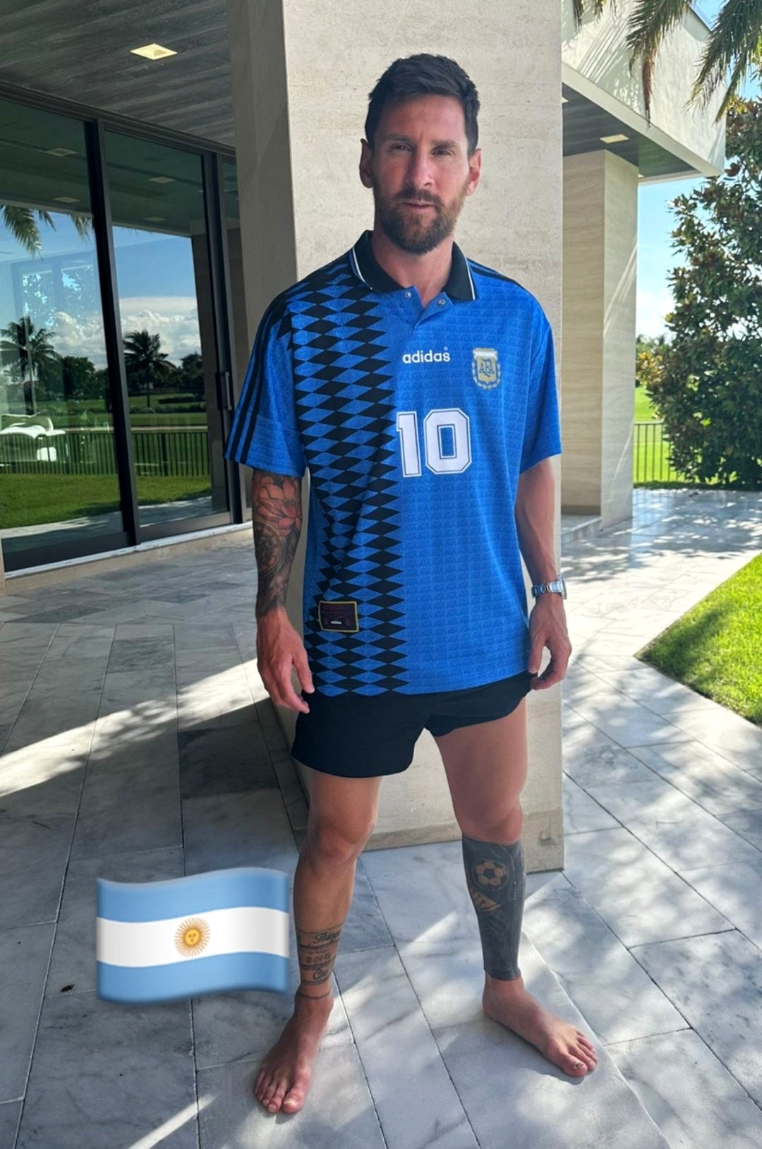 DAZN Football on X: "Lionel Messi goes retro with his 1994 Argentina shirt  : leomessi on Instagram https://t.co/di0MGT8WVP" / X