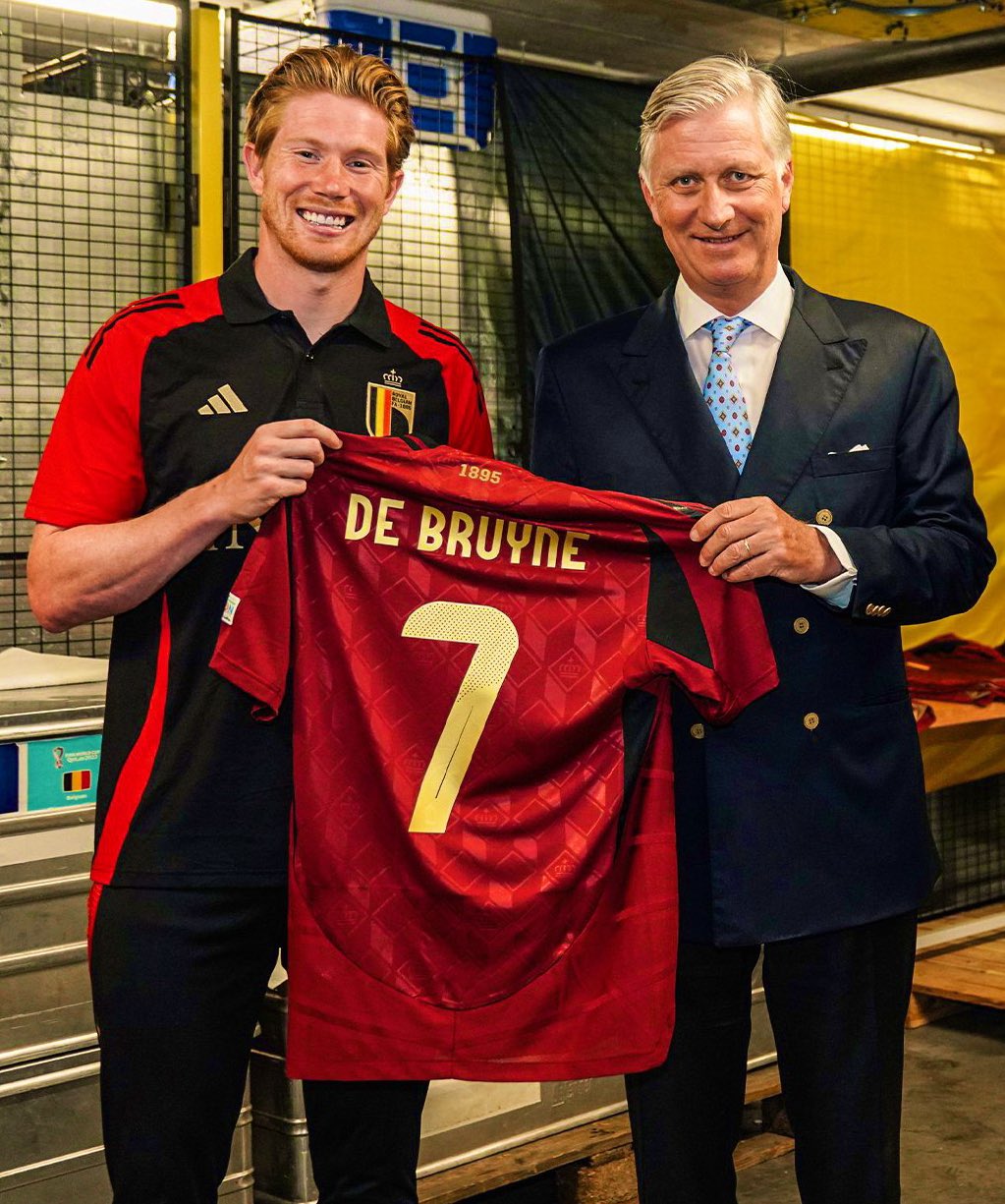 mcfc lads on X: "Kevin De Bruyne with the King of Belgium.   https://t.co/peJizSKyQu" / X