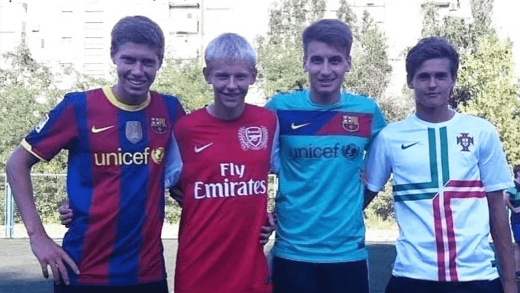 Oleksandr Zinchenko as a kid in his Arsenal shirt