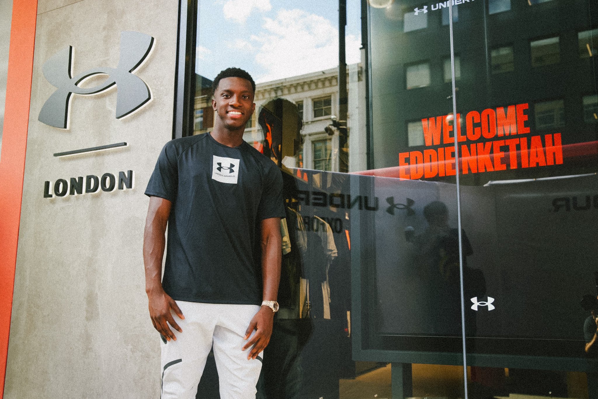 Eddie Nketiah  on X: "Proud to join the sqUAd! Great day opening Under  Armour's new store on Oxford Street! #ProtectThisHouse @UnderArmour  https://t.co/gwqqDcimY0" / X