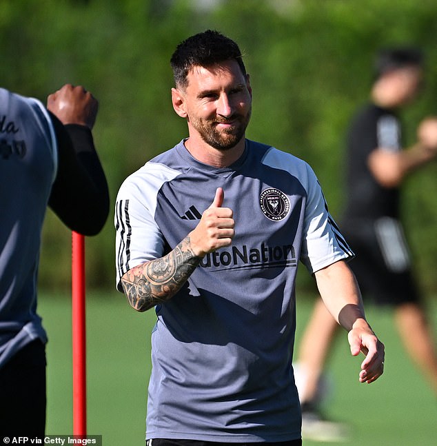 Lionel Messi is all smiles as he steps out onto the training field with Inter  Miami for the first time... ahead of his expected debut on Friday night |  Daily Mail Online