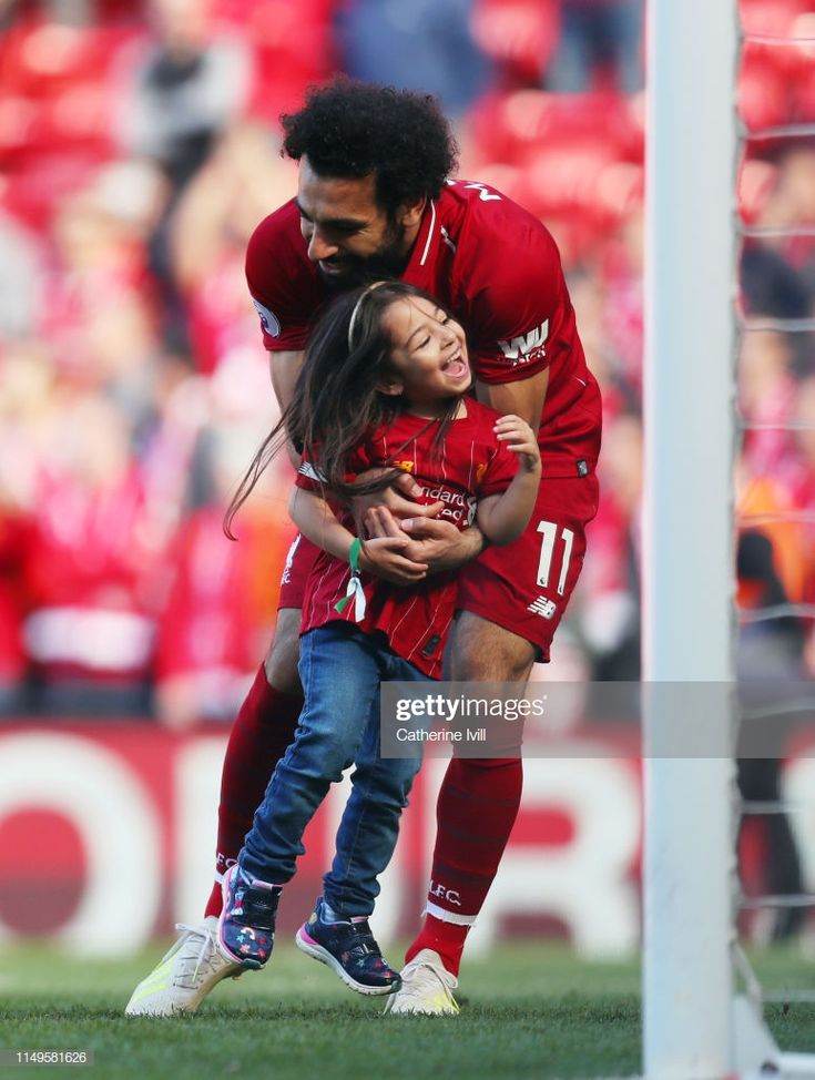 Mo Salah of Liverpool with his daughter after the Premier League... | Salah liverpool, Mohamed salah liverpool, Liverpool soccer