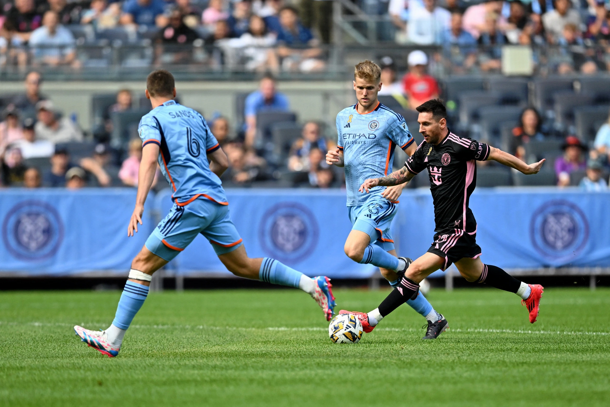 Messi tỏa sáng, Inter Miami vẫn chưa phá dớp trên sân của New York City FC