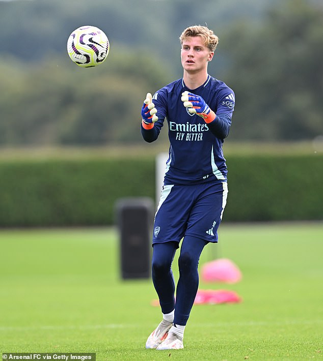 Arsenal could be forced to play 16-year-old rookie goalkeeper Jack Porter this week